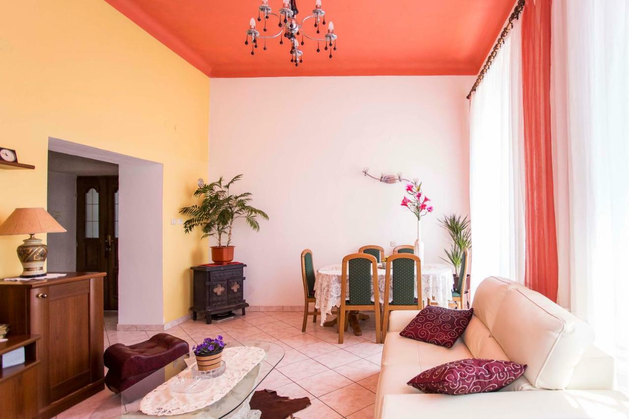 Emanuel Apartman Pula Dış mekan fotoğraf