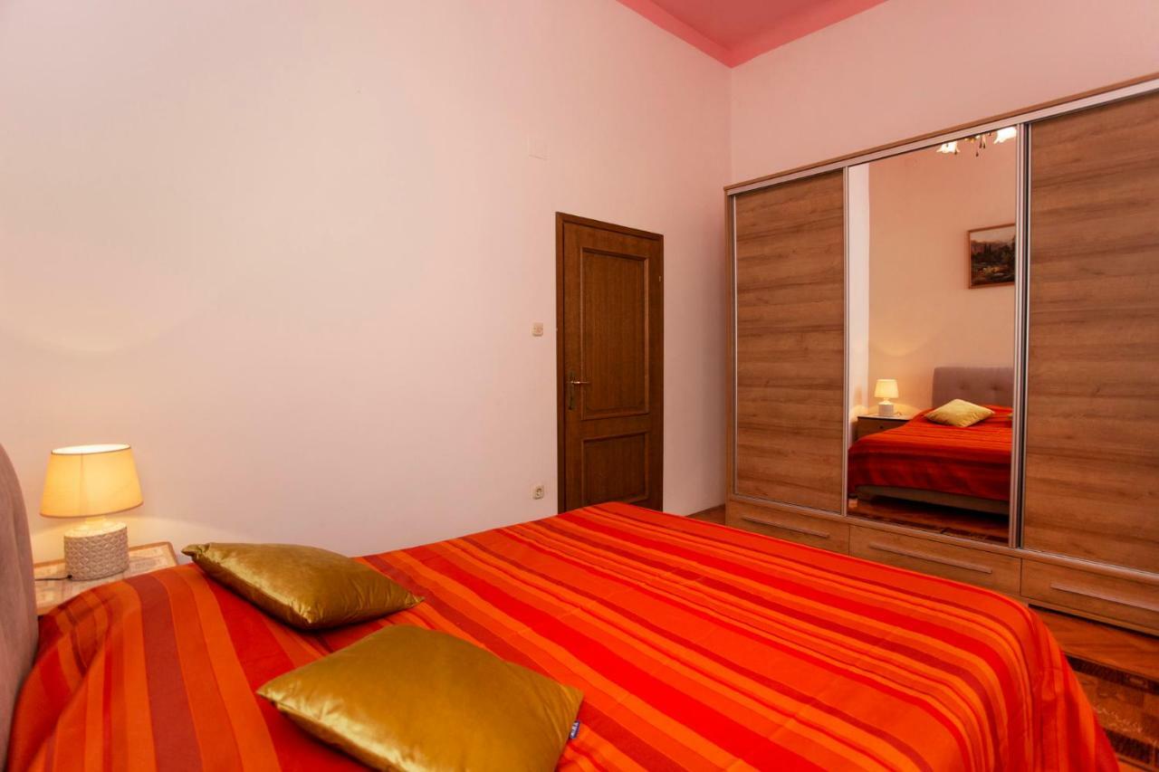 Emanuel Apartman Pula Dış mekan fotoğraf