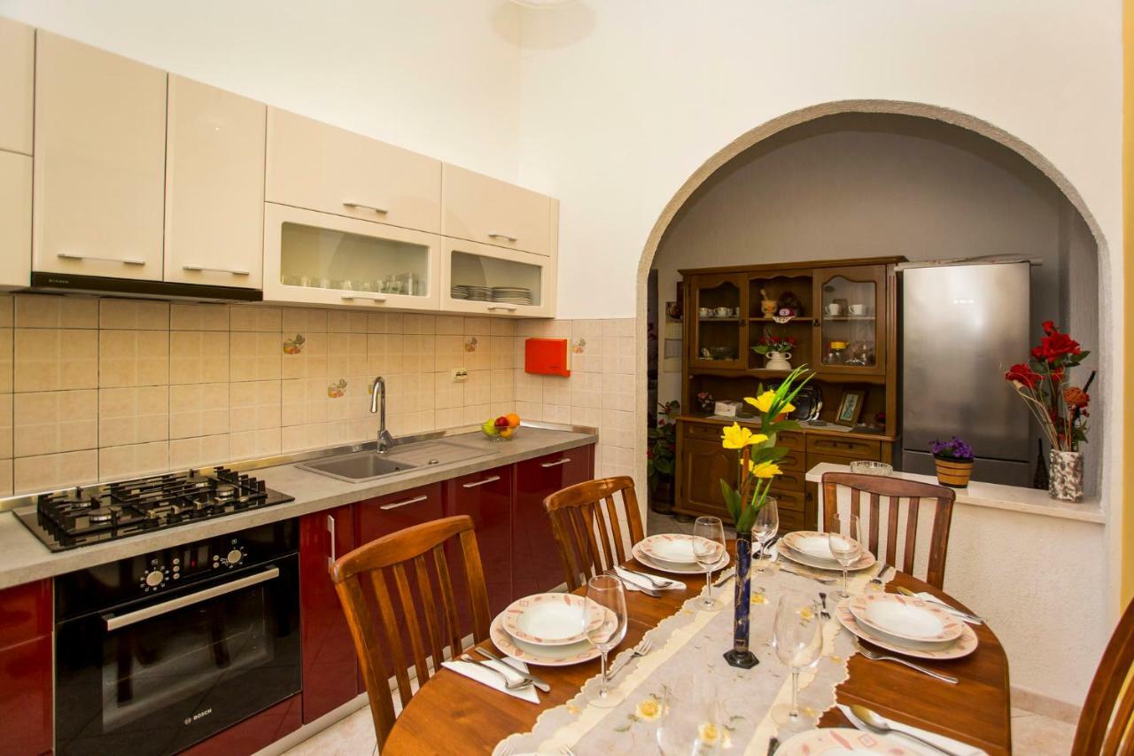 Emanuel Apartman Pula Dış mekan fotoğraf