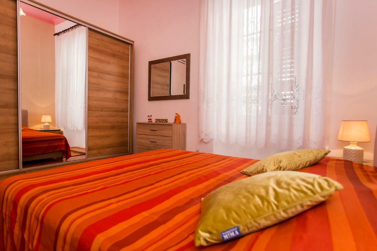 Emanuel Apartman Pula Dış mekan fotoğraf